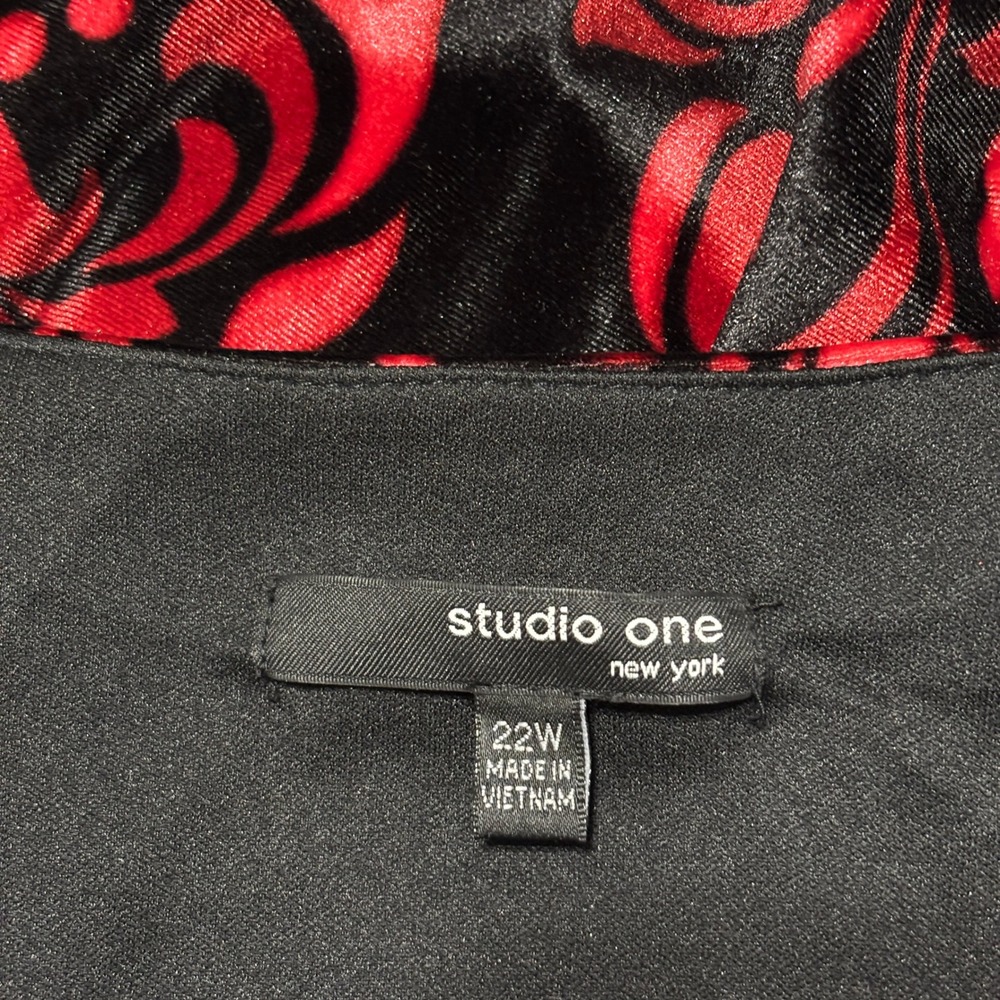 Studio One 22W Velvet Burnout Dress Red Black Whimsigoth Damask Bell‎ Sleeve - Picture 6 of 15